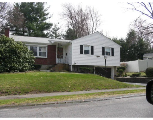 Unit for sale at 20 Carpenter St, Norwood, MA 02062