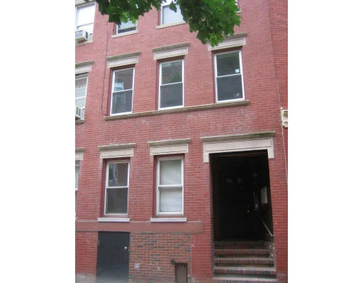Unit for sale at 32 Charter St, Boston, MA 02113