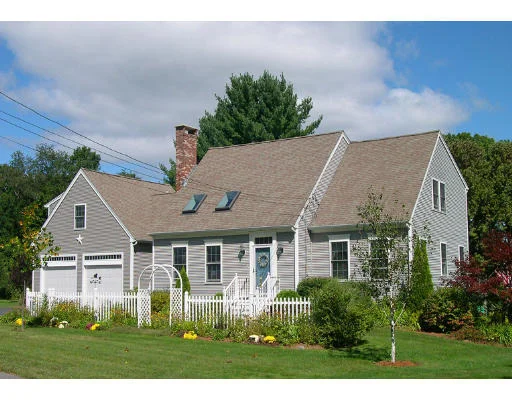 Unit for sale at 25 Tucker Ave, Pepperell, MA 01463