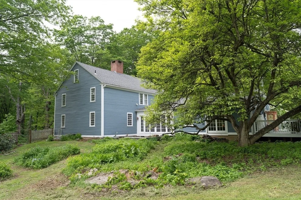 Unit for sale at 391 Brookfield Rd, Brimfield, MA 01010