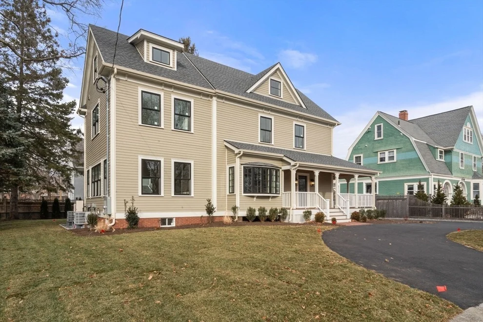 Unit for sale at 3 Lagrange St, Winchester, MA 01890