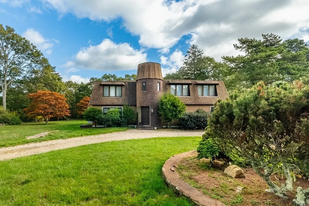 Unit for sale at 11 Ranch Rd, Falmouth, MA 02536