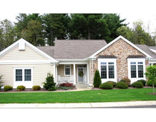 Unit for sale at 7 High Pine Cir, Wilbraham, MA 01095