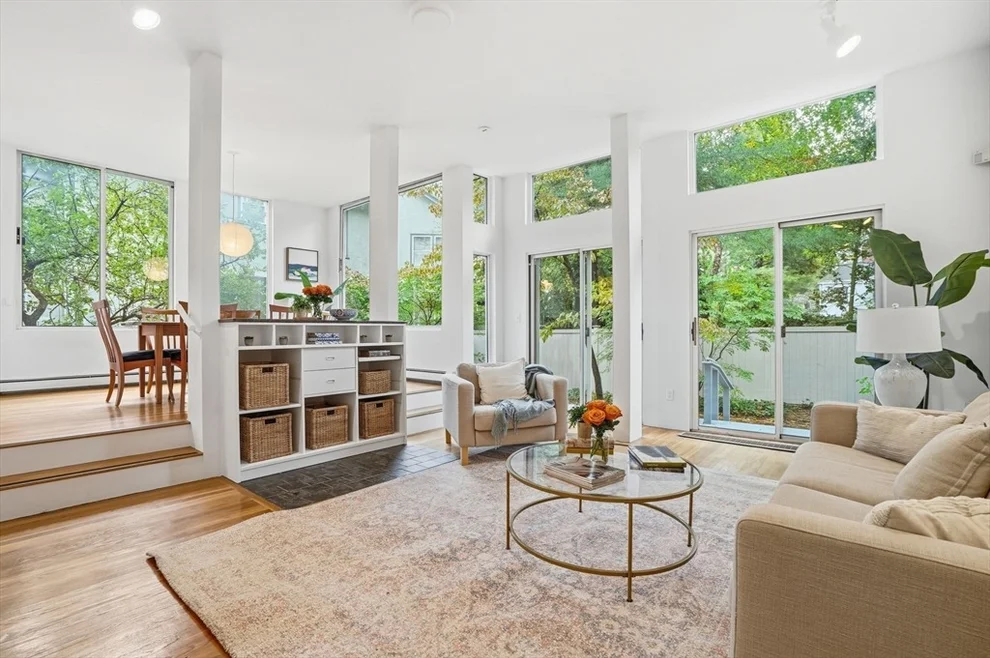 Unit for sale at 14 Chauncy St, Cambridge, MA 02138