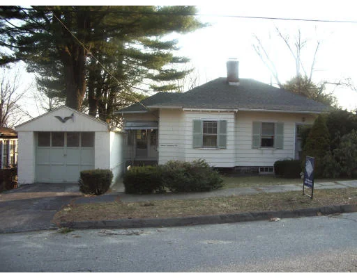 Unit for sale at 7 Columbine Road, Worcester, MA 01609