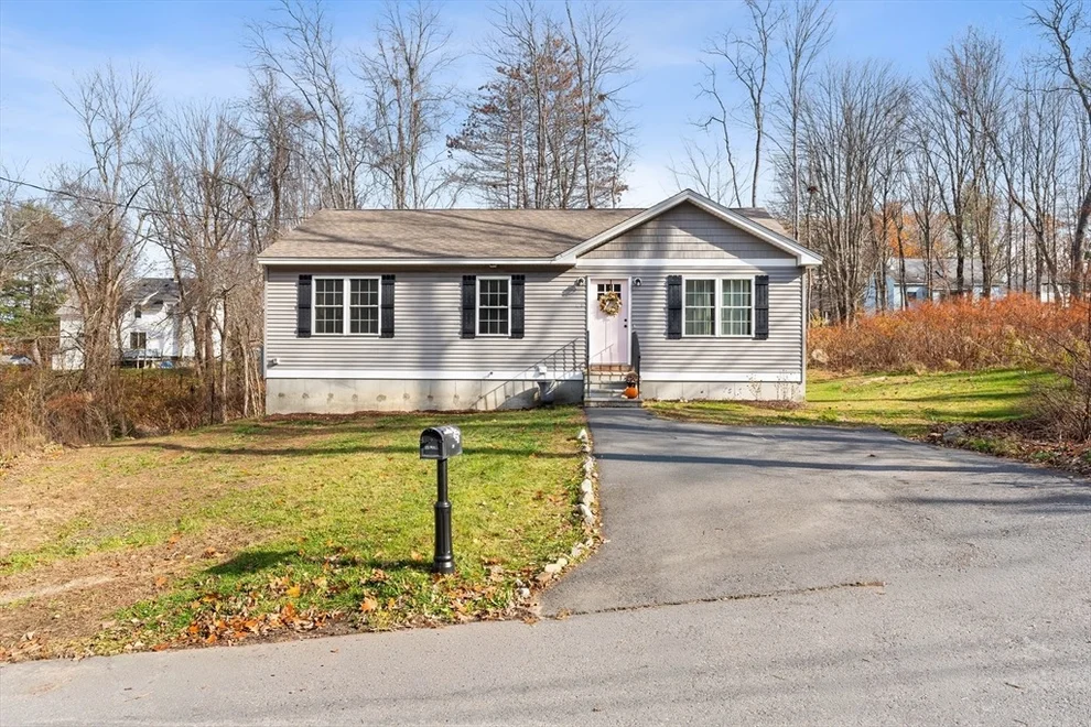 Unit for sale at 120 Arlington St, Athol, MA 01331