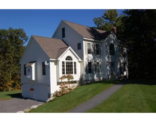 Unit for sale at 54 Jonathan Road, Pelham, NH 03076