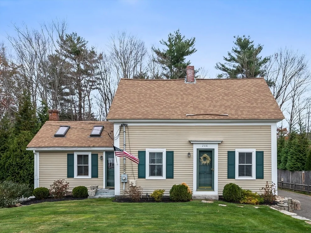 Unit for sale at 208 Wood St, Hopkinton, MA 01748