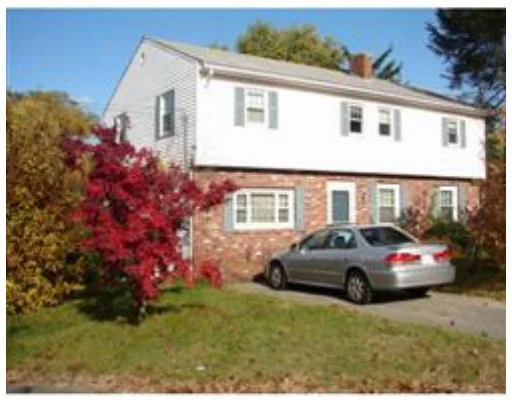 Unit for sale at 1 Colony Rd, Woburn, MA 01801