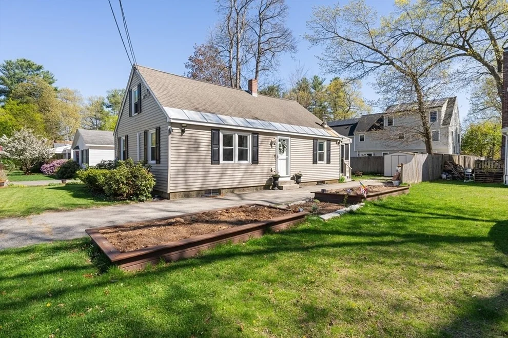 Unit for sale at 6 Gassett Rd, Westford, MA 01886