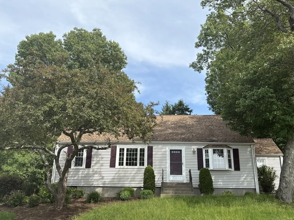 Unit for sale at 7 Richard Rd, Marlborough, MA 01752