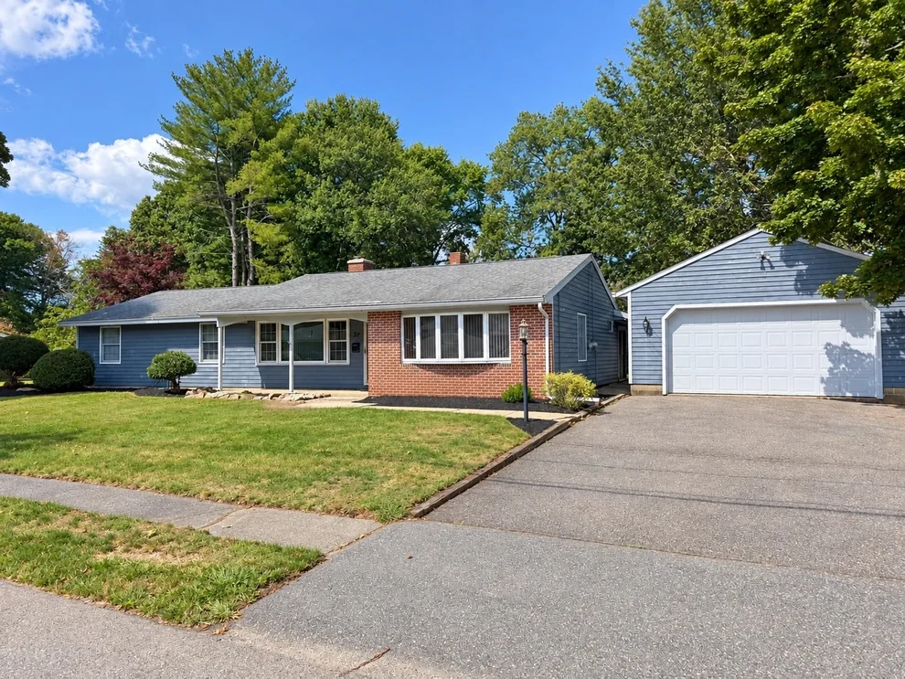 Unit for sale at 24 Wedgemere Rd, Beverly, MA 01915