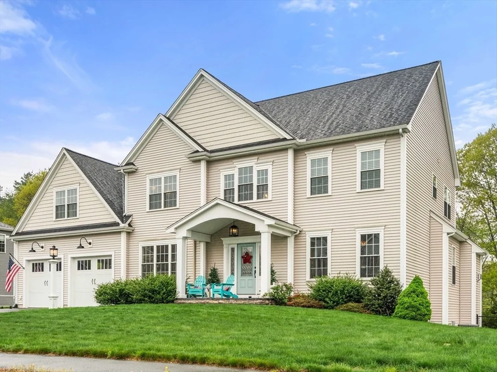 Unit for sale at 15 Day Lily Ln, Walpole, MA 02081