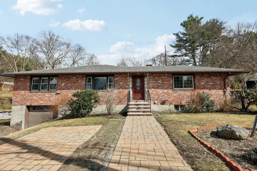 Unit for sale at 108 Park St, Hudson, MA 01749