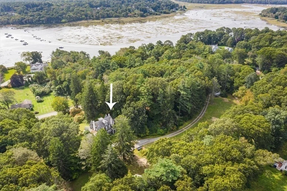 Unit for sale at 48 Neal Gate St, Scituate, MA 02066