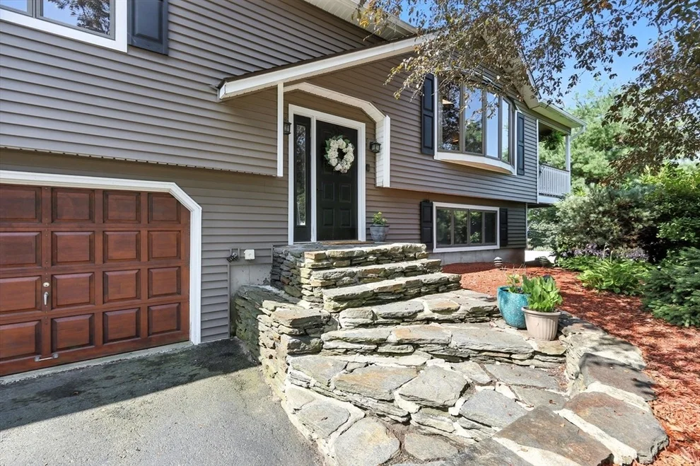 Unit for sale at 15 Irene Dr, Westfield, MA 01085