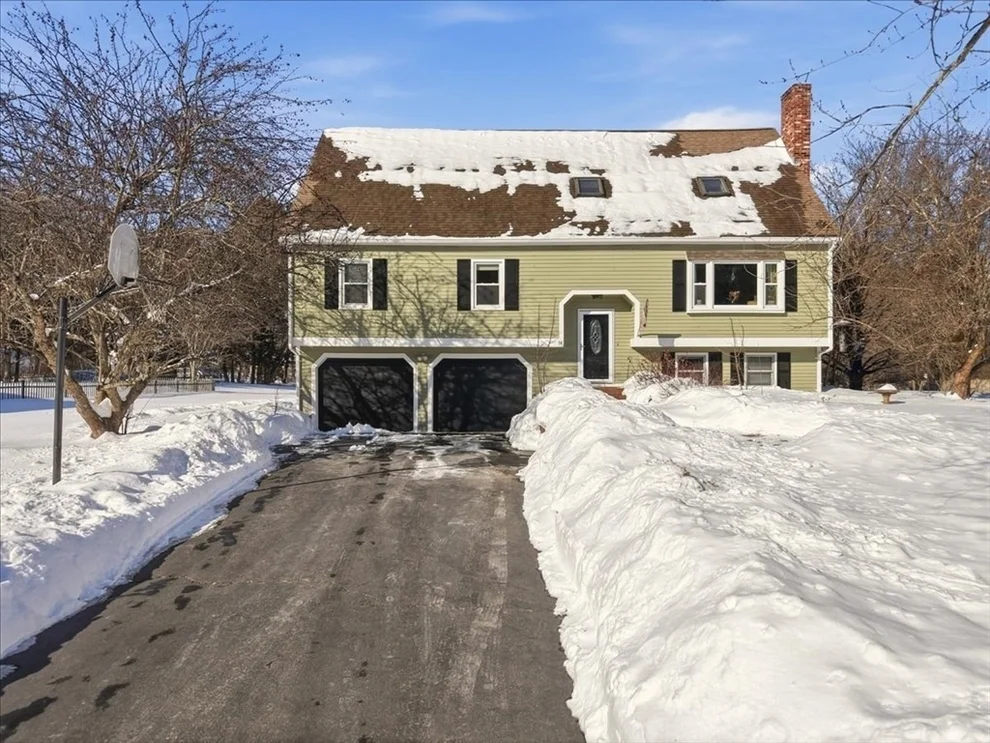 Unit for sale at 14 Windchime Drive, Mansfield, MA 02048
