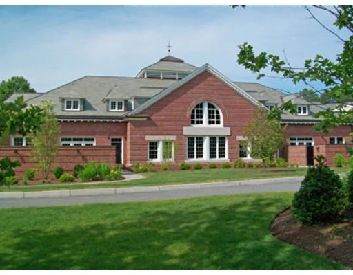Unit for sale at 7 Stables Way, Belmont, MA 02478