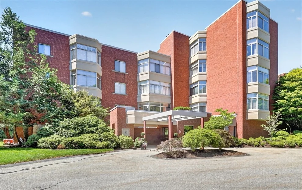 Unit for sale at 99-10 Florence Street, Newton, MA 02467