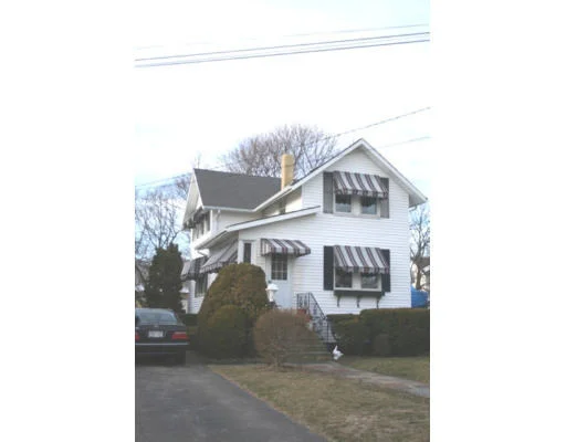 Unit for sale at 6 Elm Ave, Fairhaven, MA 02719