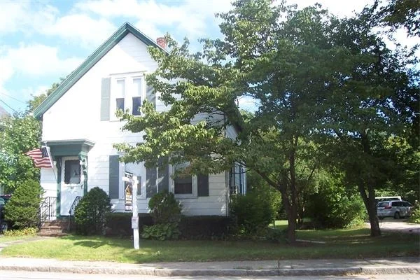 Unit for sale at 92 West St, Attleboro, MA 02703