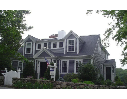 Unit for sale at 183 Sohier Street, Cohasset, MA 02025