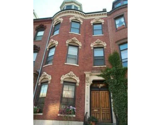 Unit for sale at 683 Massachusetts Ave, Boston, MA 02118