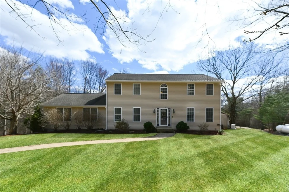Unit for sale at 426 Stafford St, Charlton, MA 01507