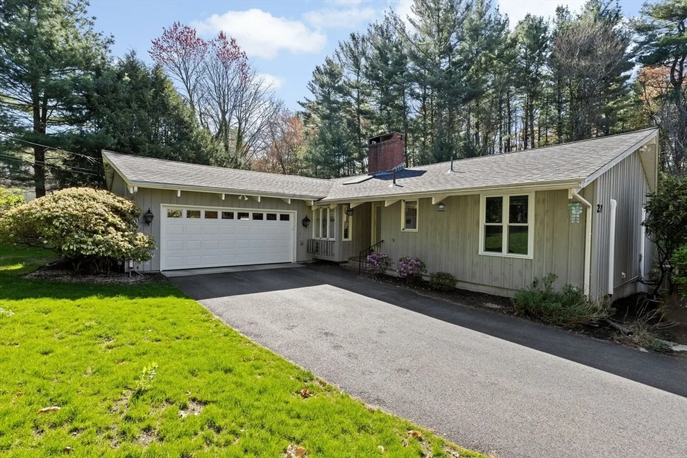 Unit for sale at 27 Everett Street, Norfolk, MA 02056