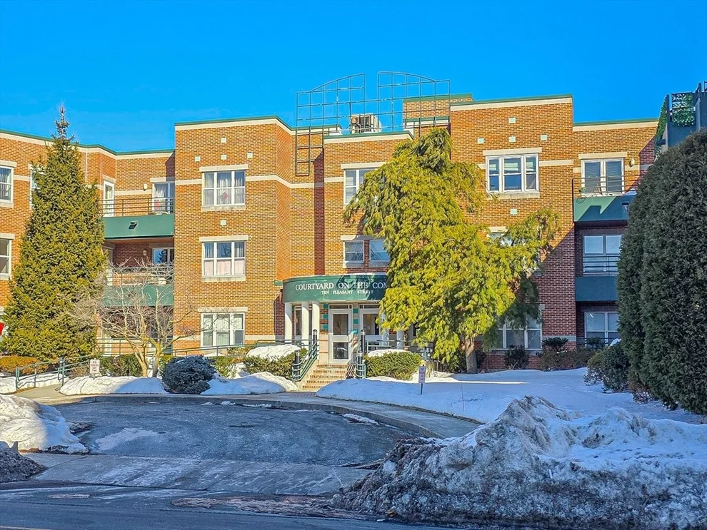 Unit for sale at 10 Pleasant St, Lynn, MA 01902