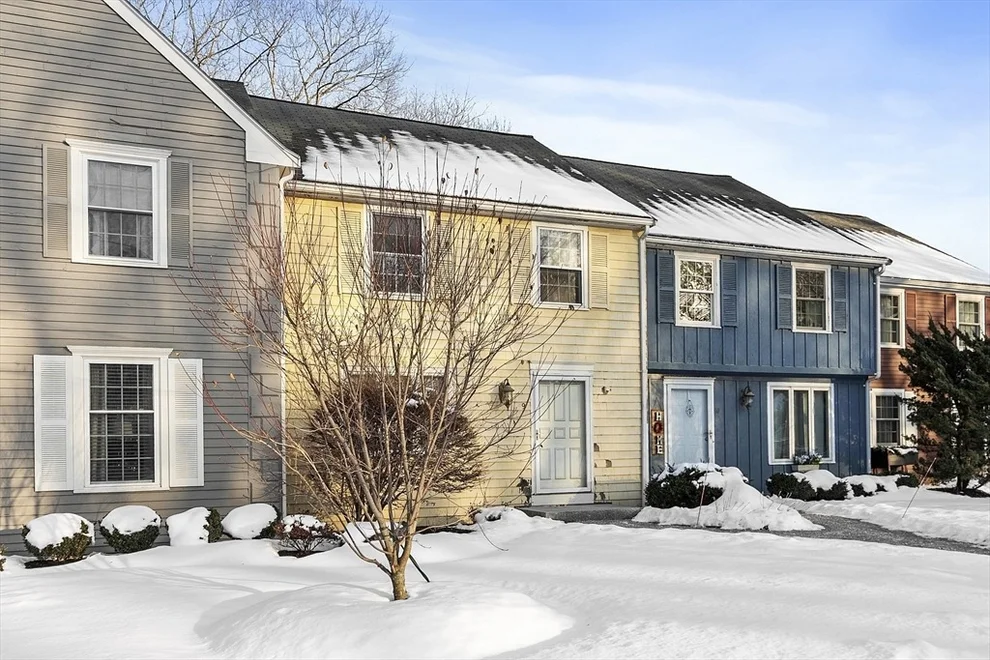 Unit for sale at 107 King George Drive, Georgetown, MA 01833