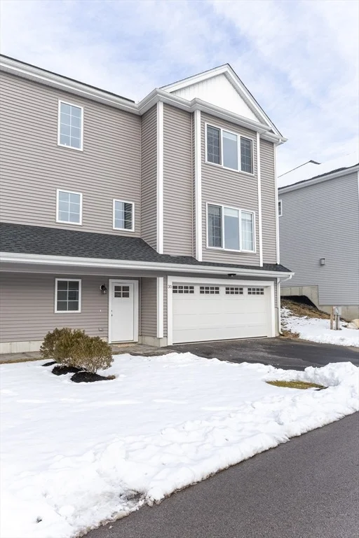 Unit for sale at 35 Pouts Lane, Uxbridge, MA 01569