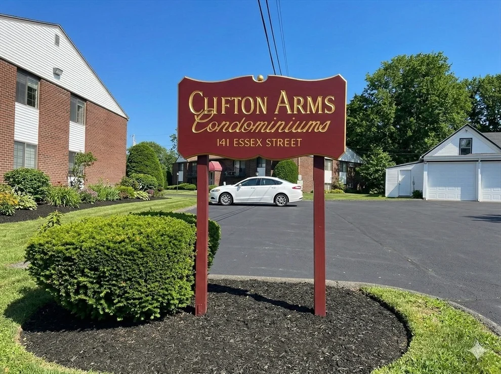 Unit for sale at 141 Essex St, Saugus, MA 01906