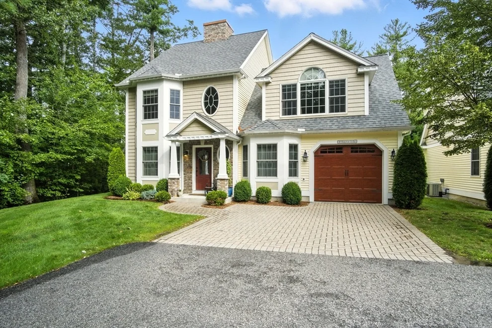 Unit for sale at 18 Hampton Circle Ext, Tewksbury, MA 01876
