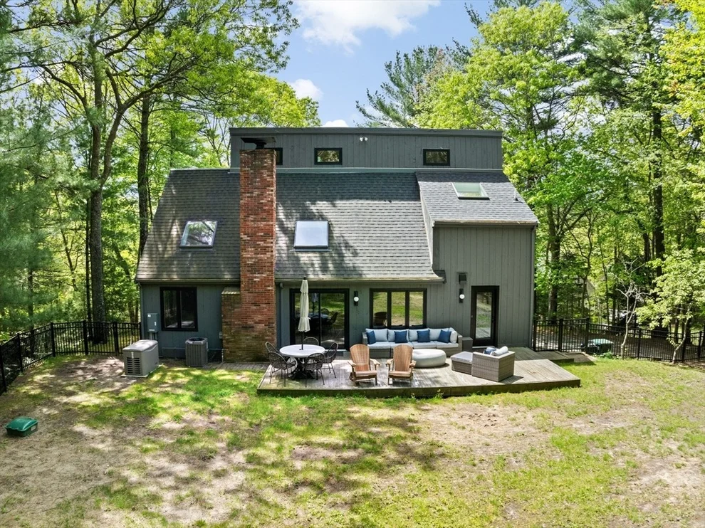 Unit for sale at 29 Shepherds Path, Marshfield, MA 02050