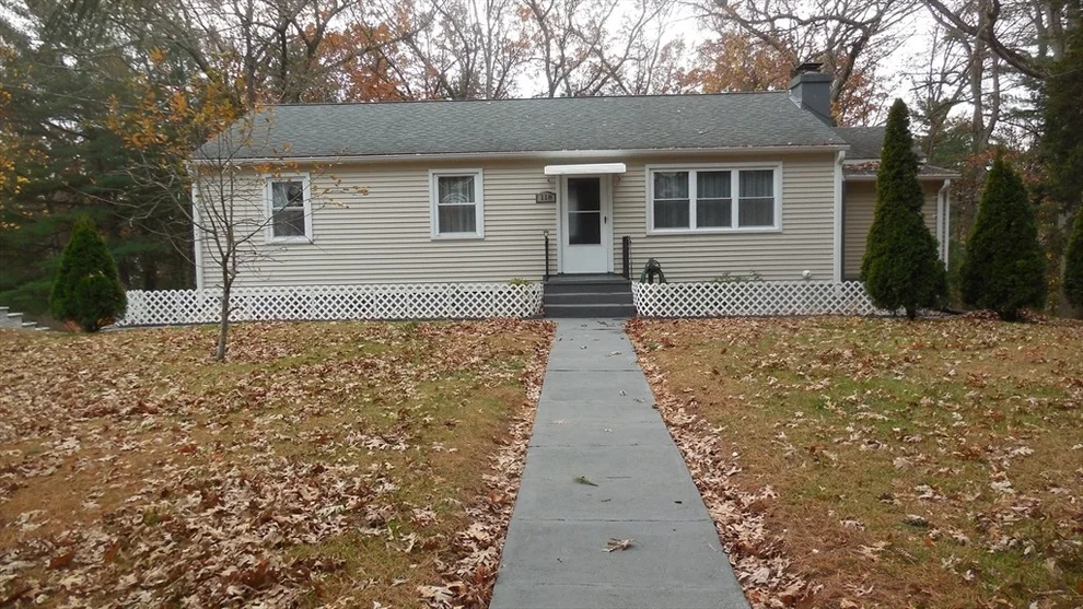 Unit for sale at 118 Woodside Ter, Westfield, MA 01085