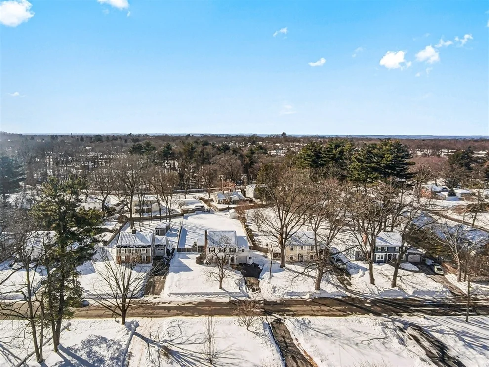 Unit for sale at 120 Bridle Path Rd, Springfield, MA 01118