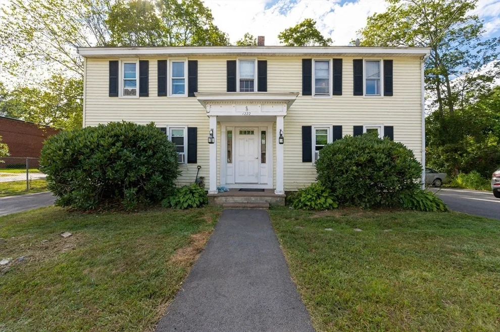 Unit for sale at 1222 Mammoth Rd, Dracut, MA 01826