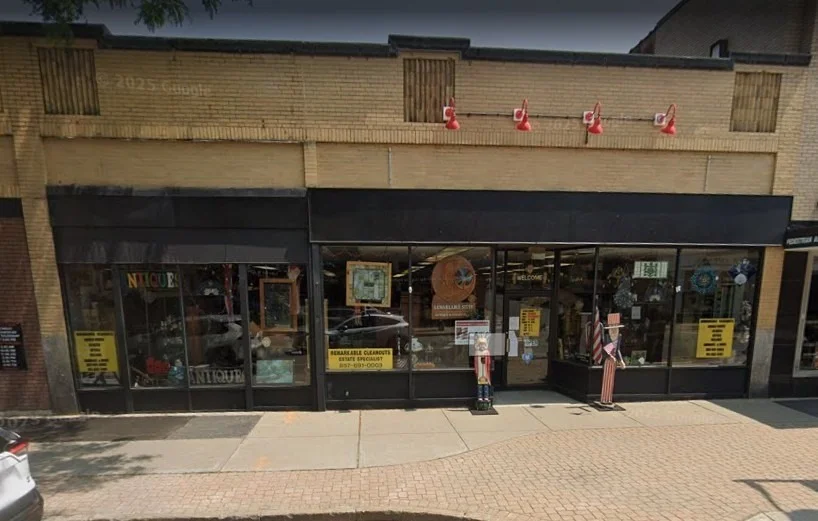Unit for sale at 670 Washington St, Norwood, MA 02062