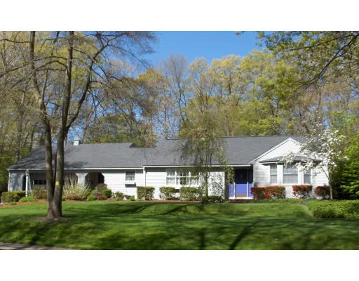 Unit for sale at 44 Hillside Rd, North Attleboro, MA 02760