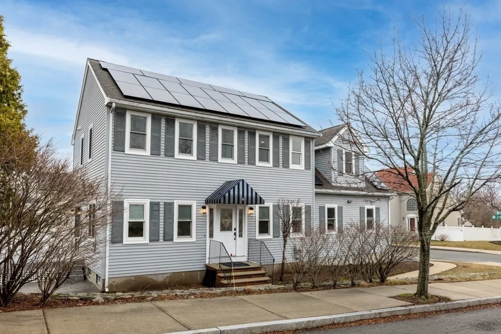 Unit for sale at 9 Tea Party Way, Malden, MA 02148