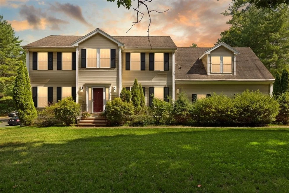 Unit for sale at 20 Grace Lane, Stoughton, MA 02072