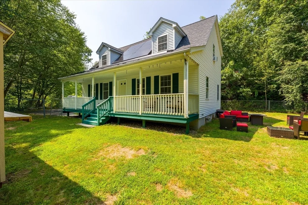 Unit for sale at 370 Ware Rd, Warren, MA 01092