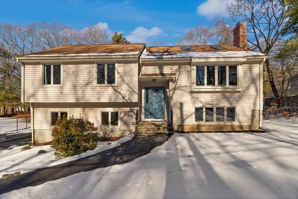 Unit for sale at 170 Stearns Ave, Mansfield, MA 02048