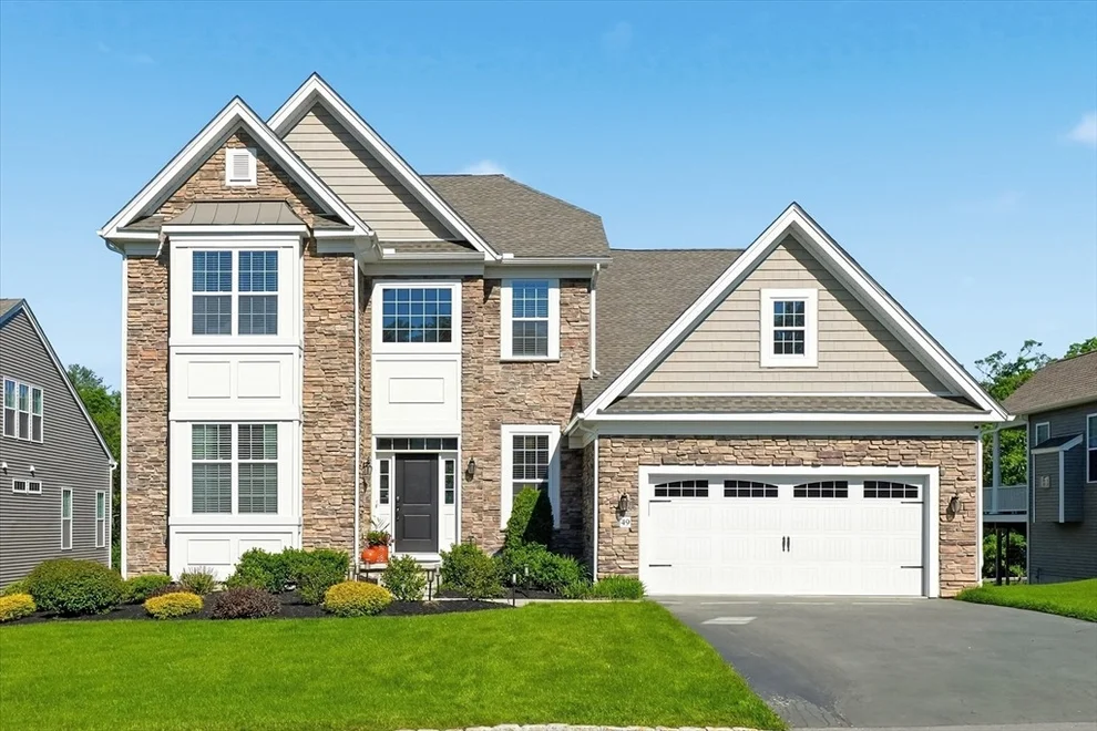 Unit for sale at 49 Pine Tree Dr, Methuen, MA 01844