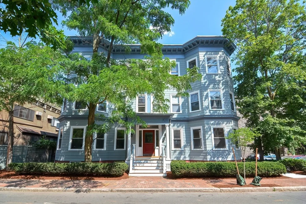 Unit for sale at 28 Inman St, Cambridge, MA 02139