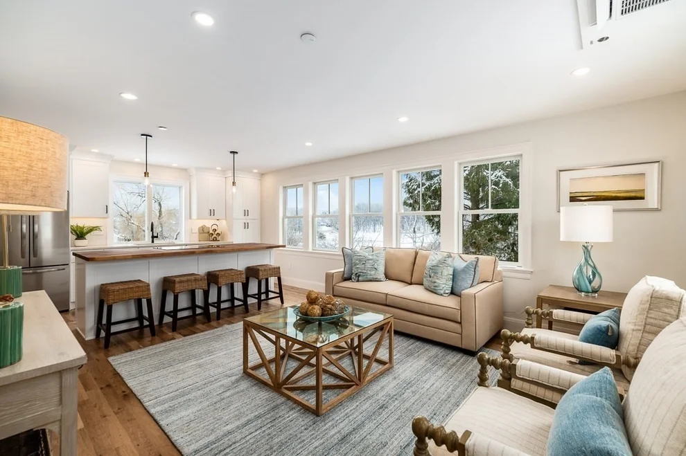 Unit for sale at 145 Main Street, Essex, MA 01929