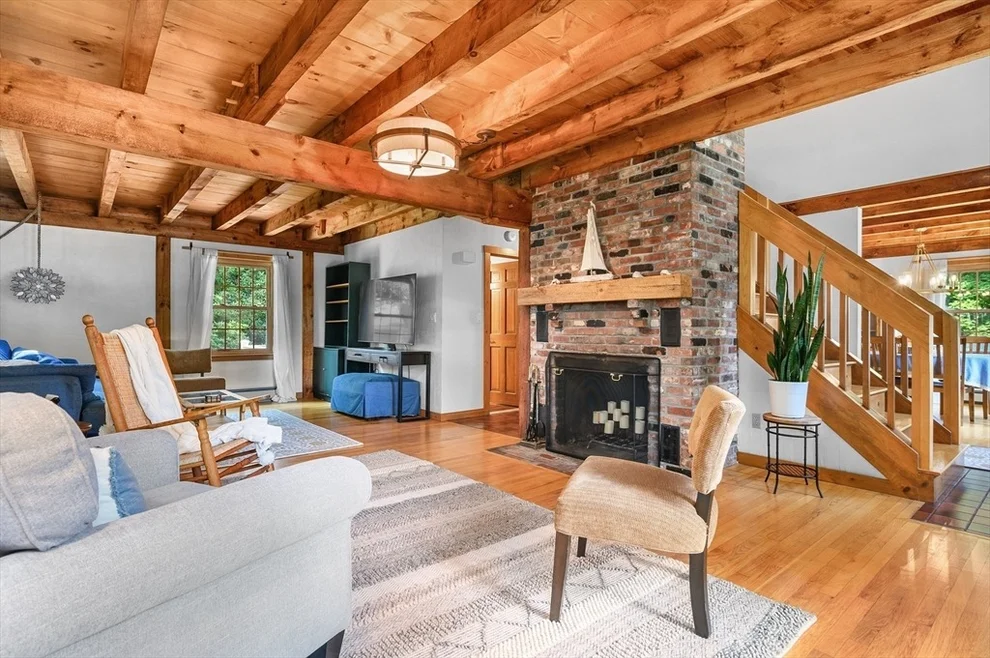 Unit for sale at 17 Cedar Point Cir, Barnstable, MA 02632