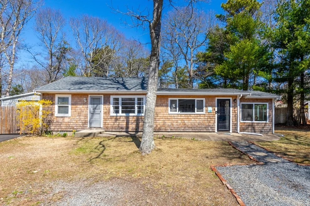 Unit for sale at 16 Edgewood Dr, Falmouth, MA 02536