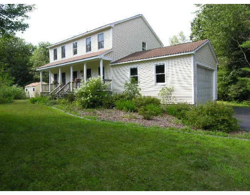 Unit for sale at 10 Sugarloaf Lane, Littleton, MA 01460